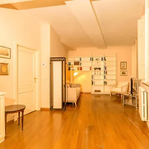 https://il-gallo-appartamento-di-charme-nel-cuore-di.it-tuscanyhotel.com