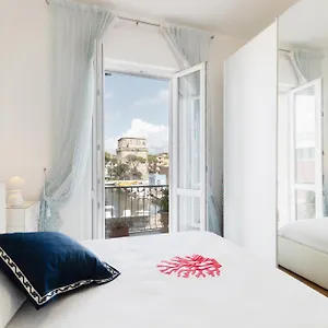 https://stellamarisstile-marino-e-relax.it-tuscanyhotel.com